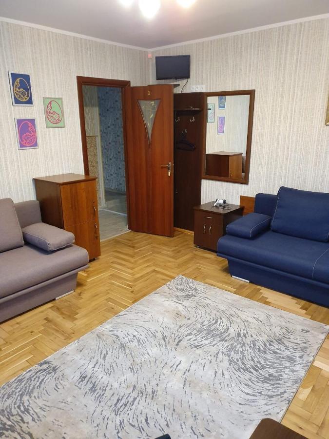 Appartement Holiday Rest House à Lviv Extérieur photo